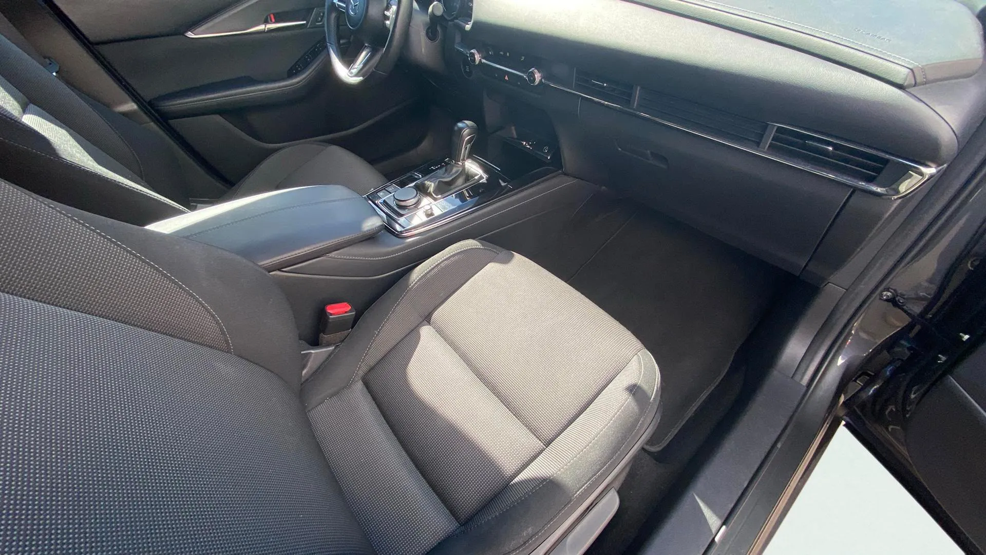Mazda CX-30 2.0 Zenith Safety (sin Pack Bose - foto 22