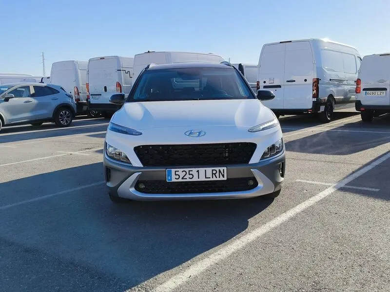 Hyundai Kona 1.6 GDI HEV Tecno 2C DCT - foto 9