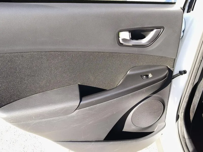 Hyundai Kona 1.6 GDI HEV Tecno 2C DCT - foto 35