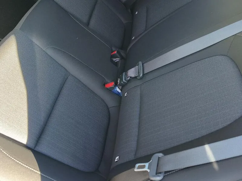 Hyundai Kona 1.6 GDI HEV Tecno 2C DCT - foto 34