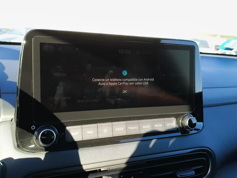 Hyundai Kona 1.6 GDI HEV Tecno 2C DCT - foto 18