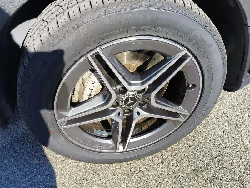 Mercedes-Benz GLC 300e 4MATIC - foto 45