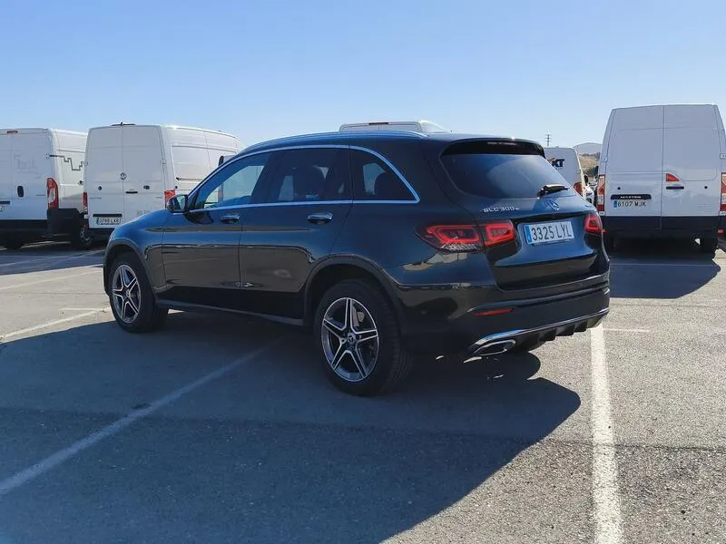 Mercedes-Benz GLC 300e 4MATIC - foto 4