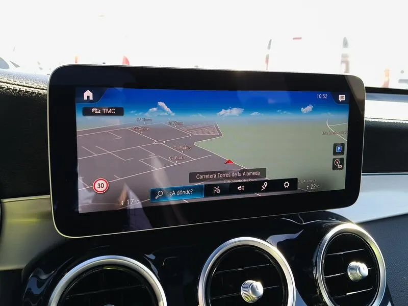 Mercedes-Benz GLC 300e 4MATIC - foto 15