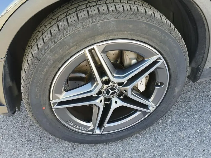 Mercedes-Benz GLC 300e 4MATIC - foto 49