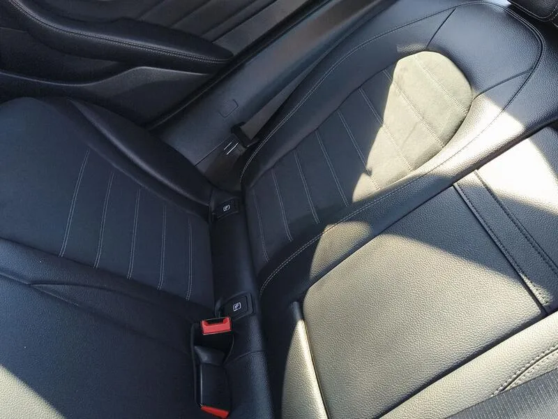 Mercedes-Benz GLC 300e 4MATIC - foto 34