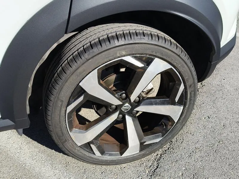 Nissan Juke DIG-T DCT Tekna - foto 48