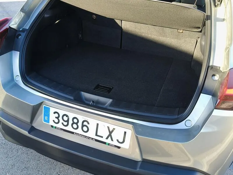Lexus UX 2.0 250h Business - foto 37