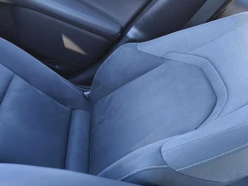 Lexus UX 2.0 250h Business - foto 20