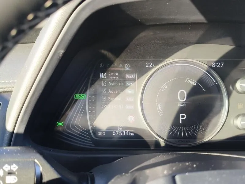 Lexus UX 2.0 250h Business - foto 17