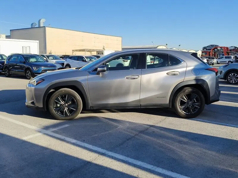 Lexus UX 2.0 250h Business - foto 3