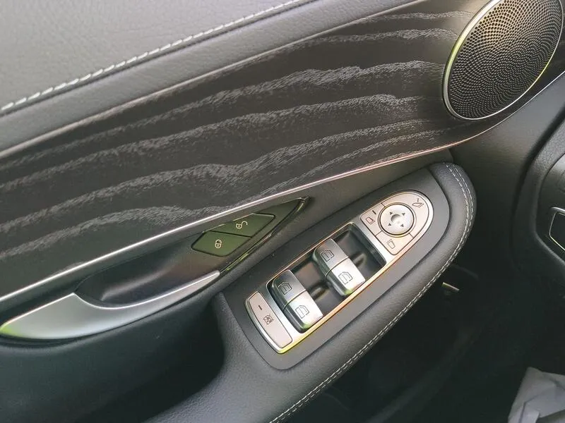 Mercedes-Benz GLC 220 d 4MATIC - foto 26