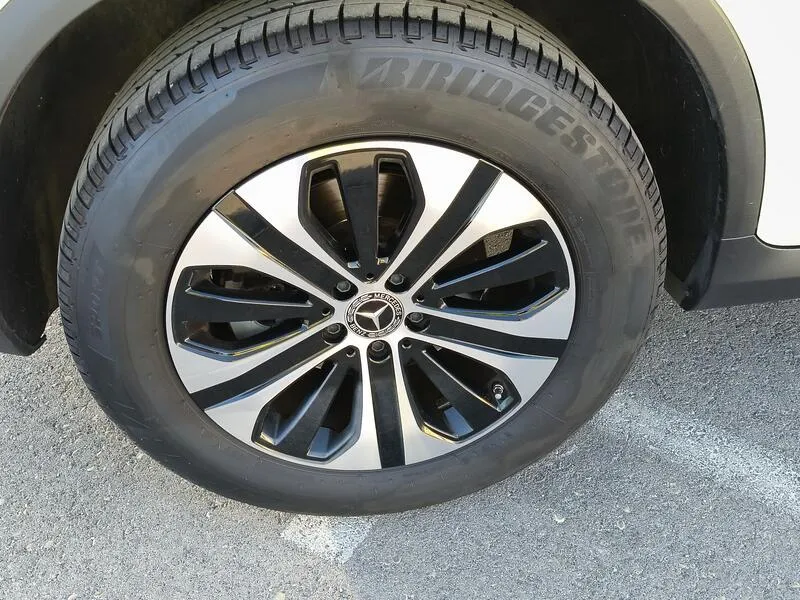 Mercedes-Benz GLC 220 d 4MATIC - foto 39