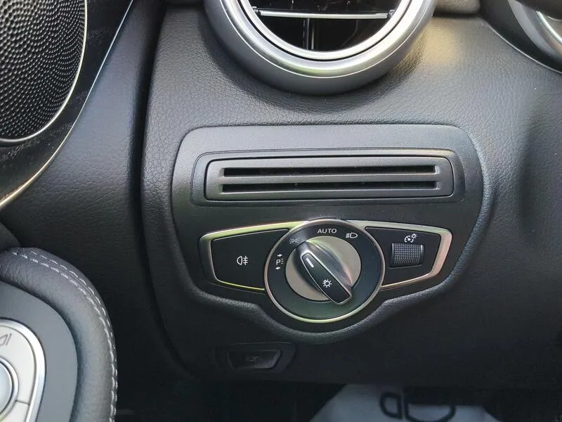 Mercedes-Benz GLC 220 d 4MATIC - foto 25