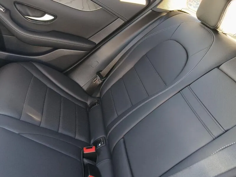 Mercedes-Benz GLC 220 d 4MATIC - foto 31