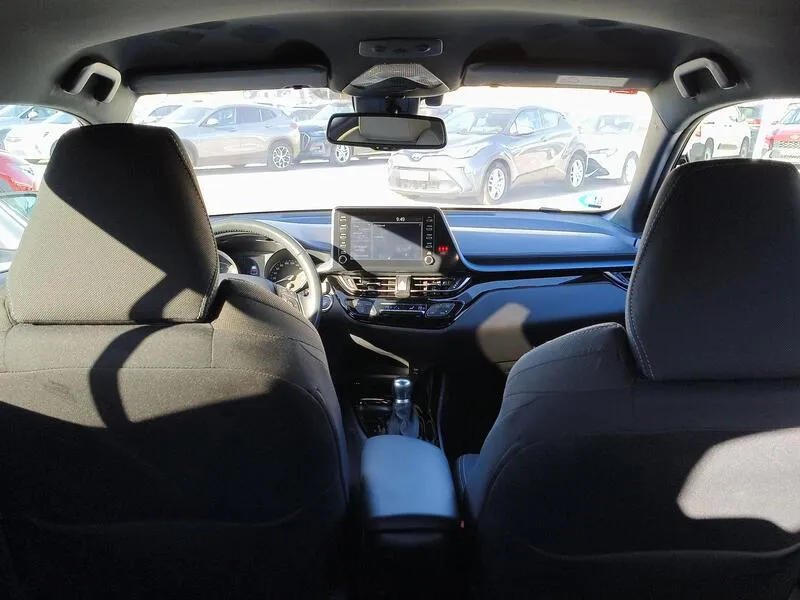 Toyota C-HR 2.0 180H Advance - foto 36