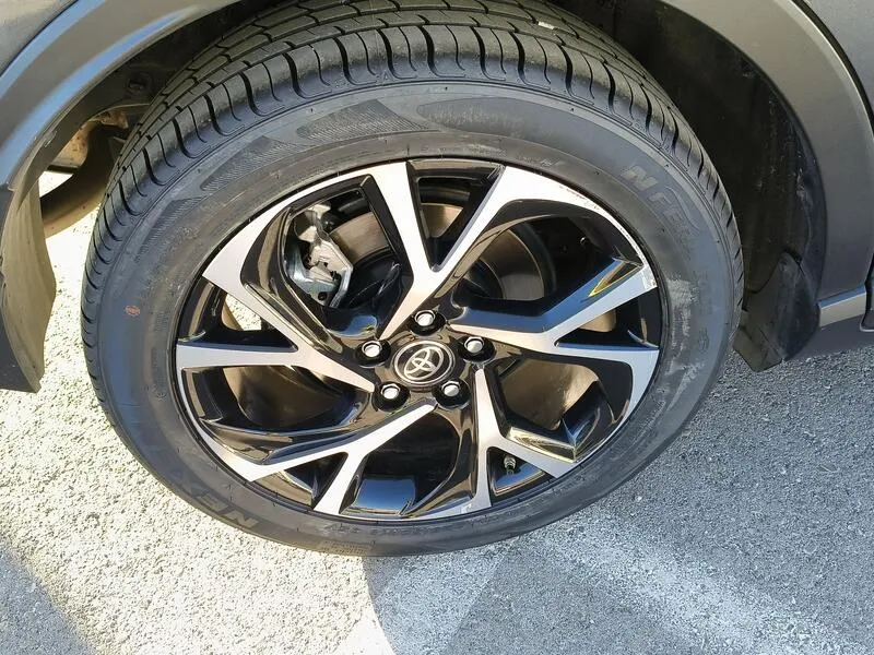 Toyota C-HR 2.0 180H Advance - foto 38