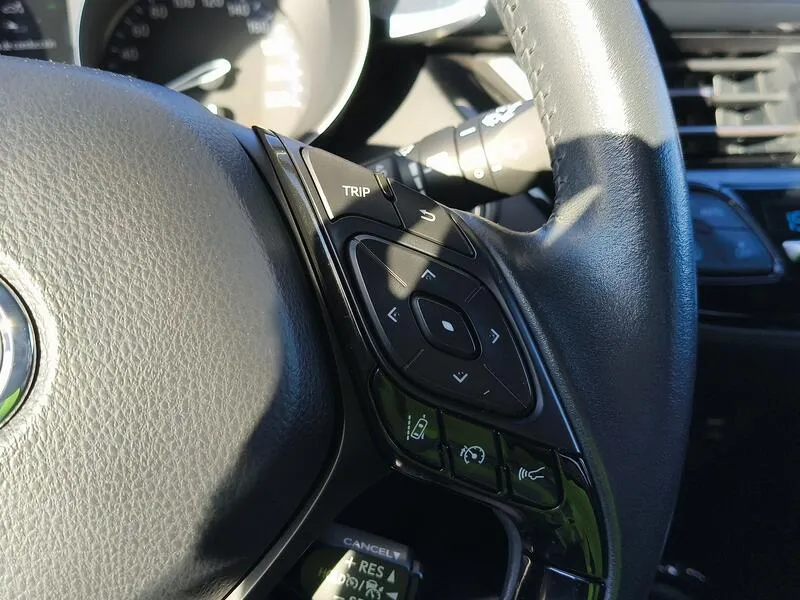 Toyota C-HR 2.0 180H Advance - foto 22