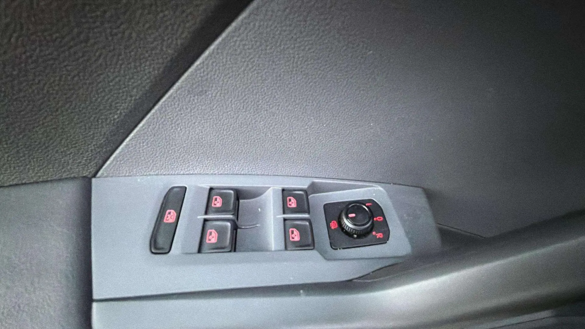 Volkswagen T-Cross Edition 1.0 TSI - foto 21