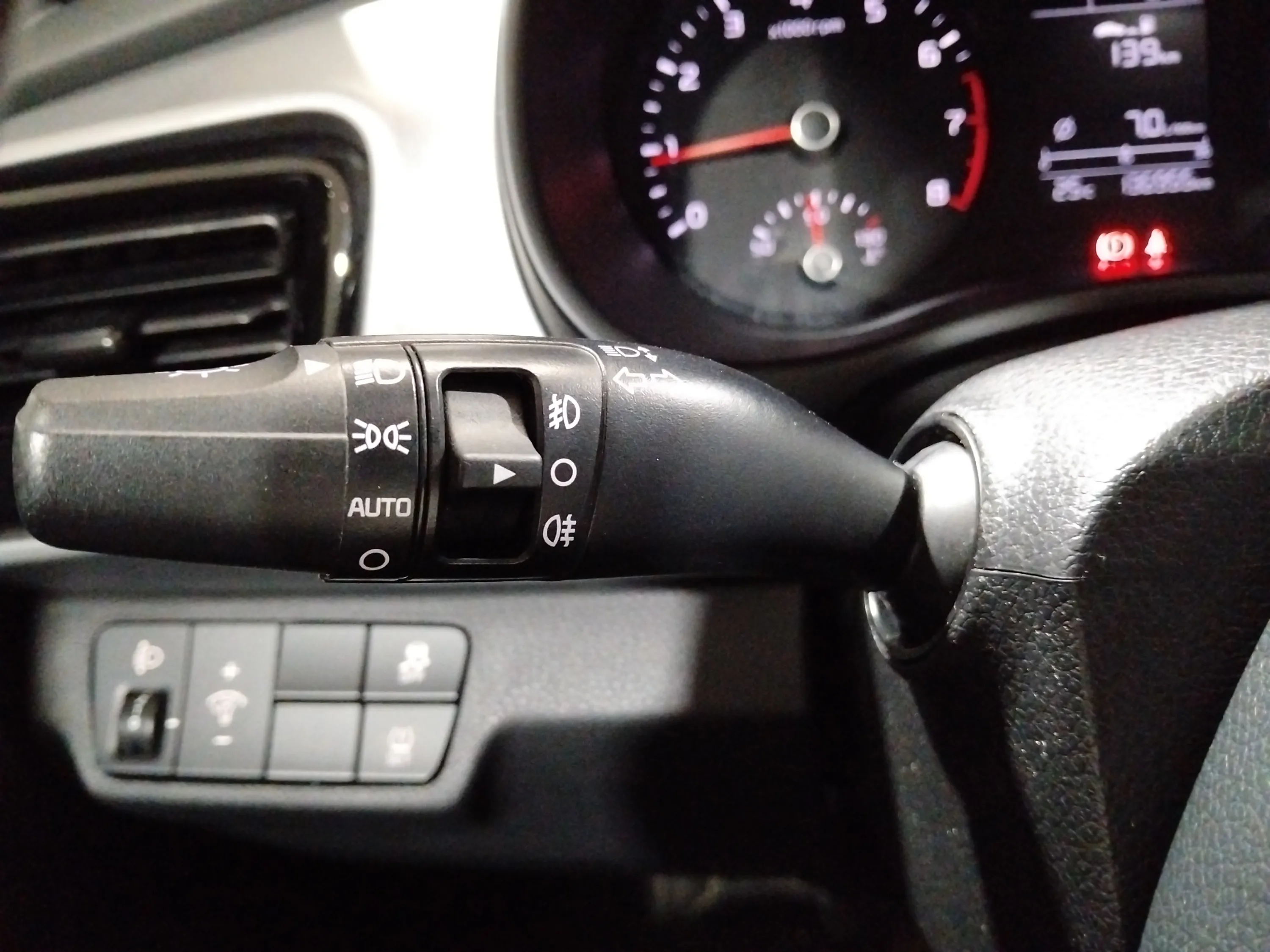 Kia Stonic 1.0 T-GDi Business Eco-Dyn - foto 25