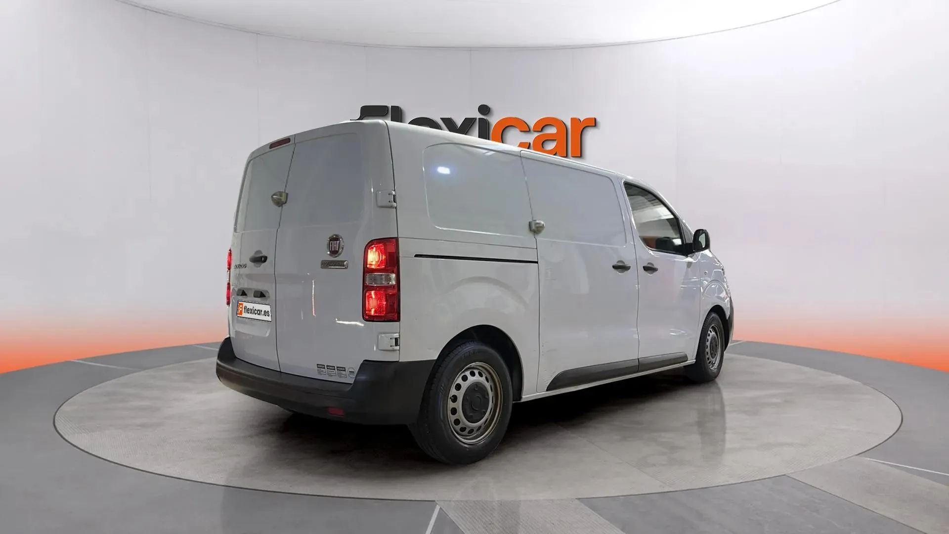 Fiat Scudo Furgón L2 MT5 - foto 6