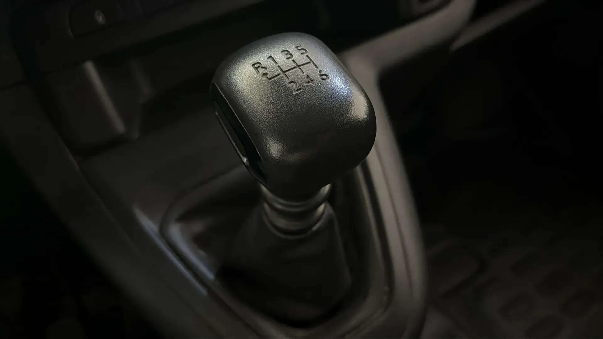 Fiat Scudo Furgón L2 MT5 - foto 12