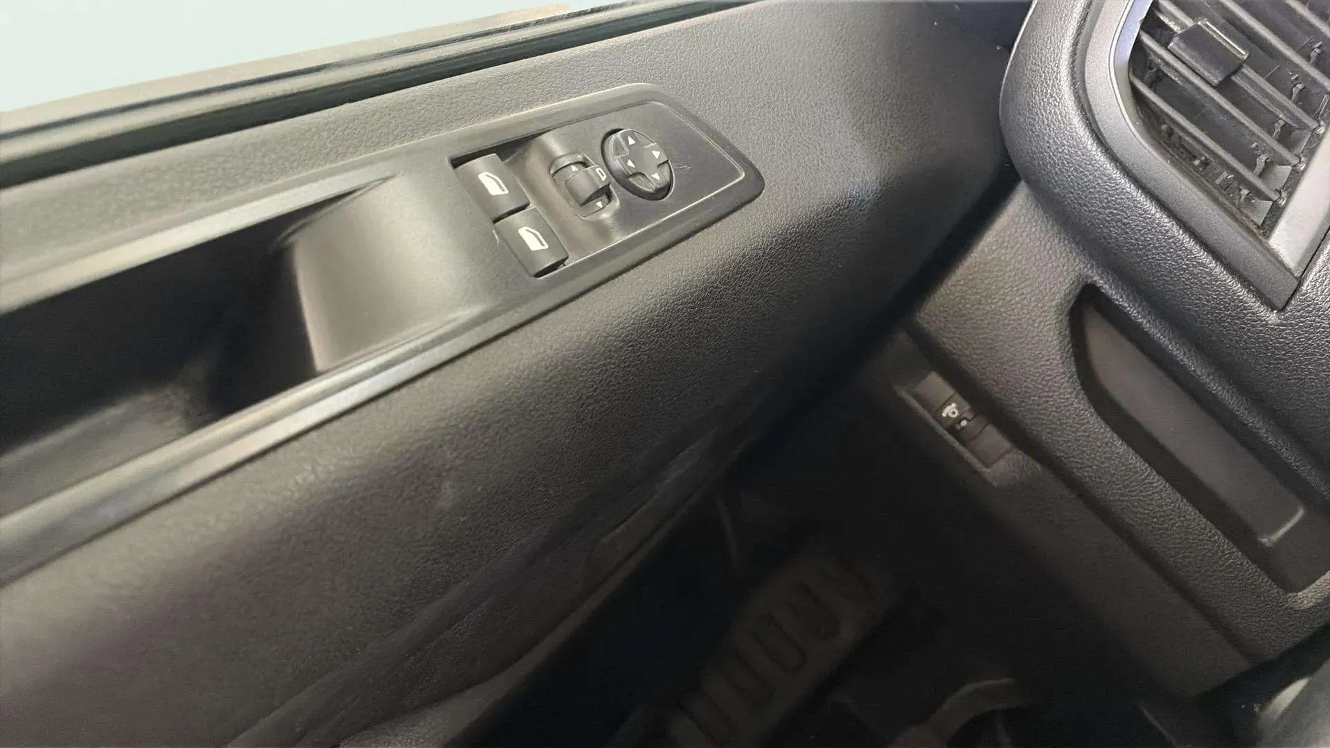 Fiat Scudo Furgón L2 MT5 - foto 16