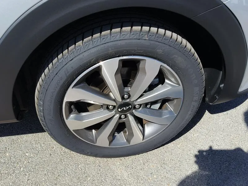 Kia Stonic 1.0 T-GDi MHEV iMT Drive - foto 36