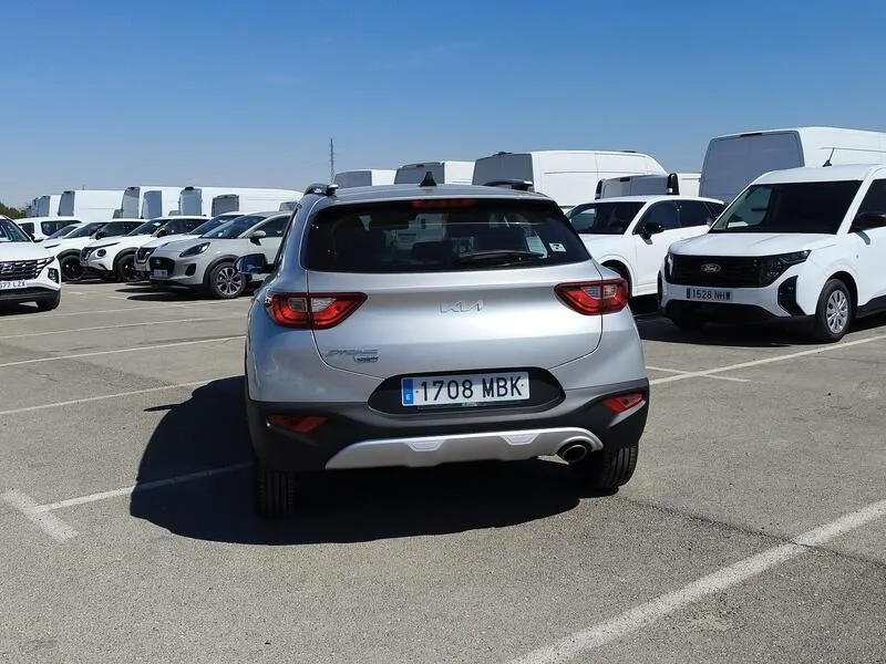 Kia Stonic 1.0 T-GDi MHEV iMT Drive - foto 5