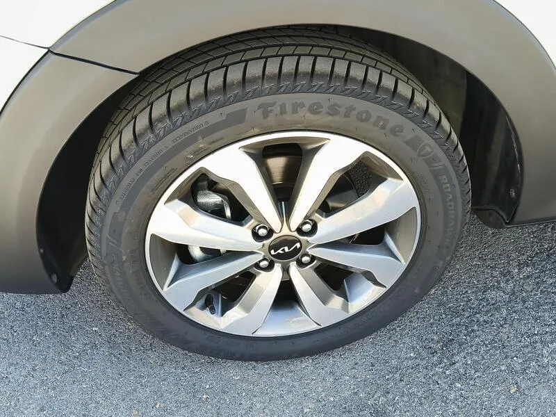 Kia Stonic 1.0 T-GDi MHEV iMT Drive - foto 40