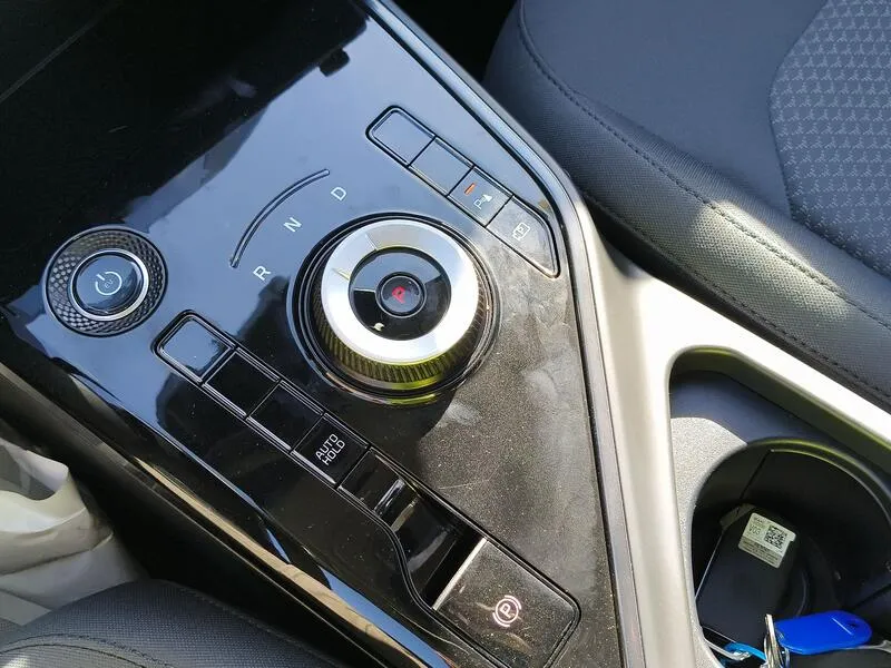 Kia Niro e-Concept 64kWh - foto 13