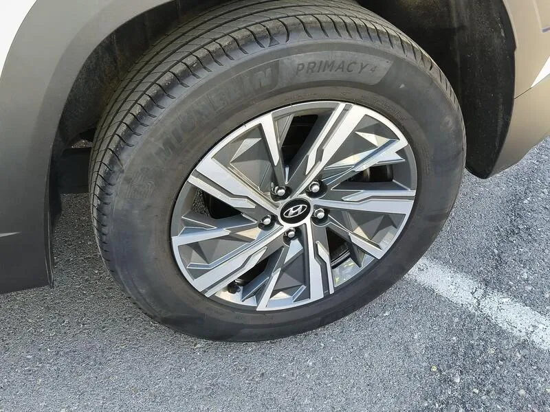 Hyundai Tucson 1.6 T-GDi 48V Maxx - foto 46