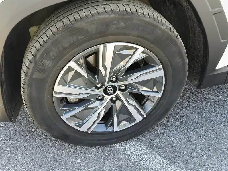 Hyundai Tucson 1.6 T-GDi 48V Maxx - foto 45