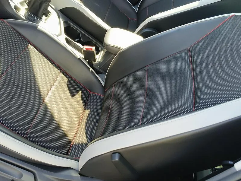 Volkswagen Tiguan Urban Sport 2.0 TDI - foto 32