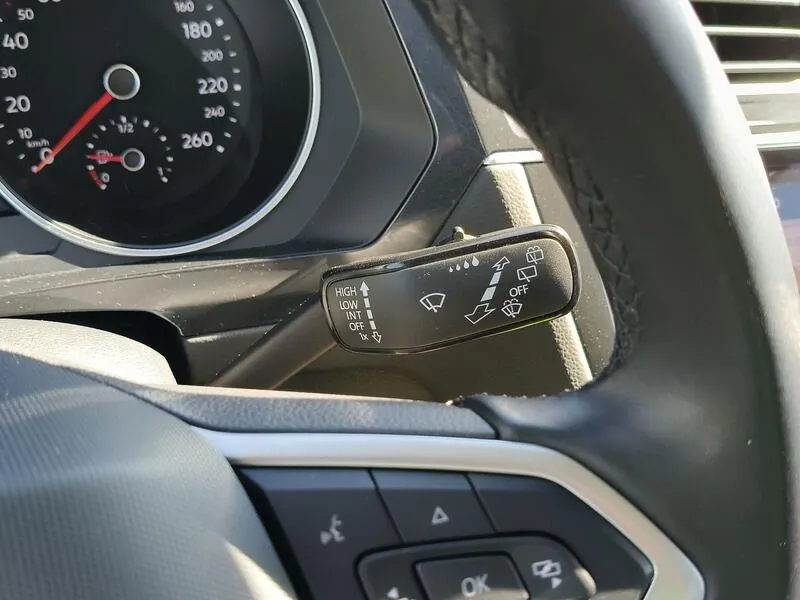Volkswagen Tiguan Urban Sport 2.0 TDI - foto 26