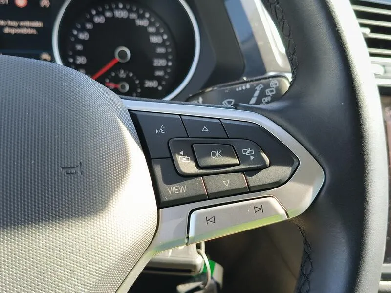 Volkswagen Tiguan Urban Sport 2.0 TDI - foto 25