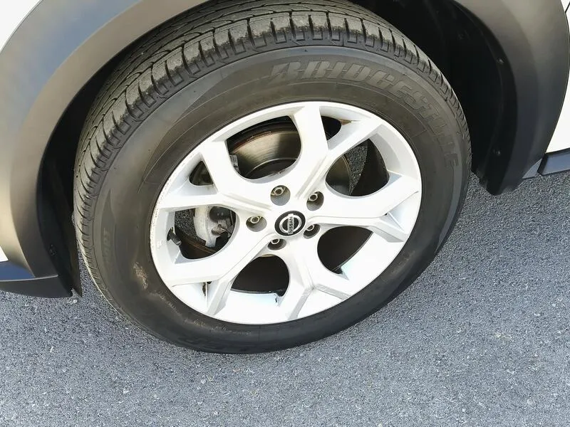 Nissan Juke DIG-T DCT N-Connecta - foto 45