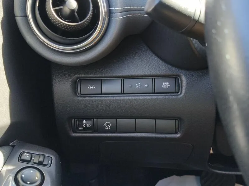 Nissan Juke DIG-T DCT N-Connecta - foto 28