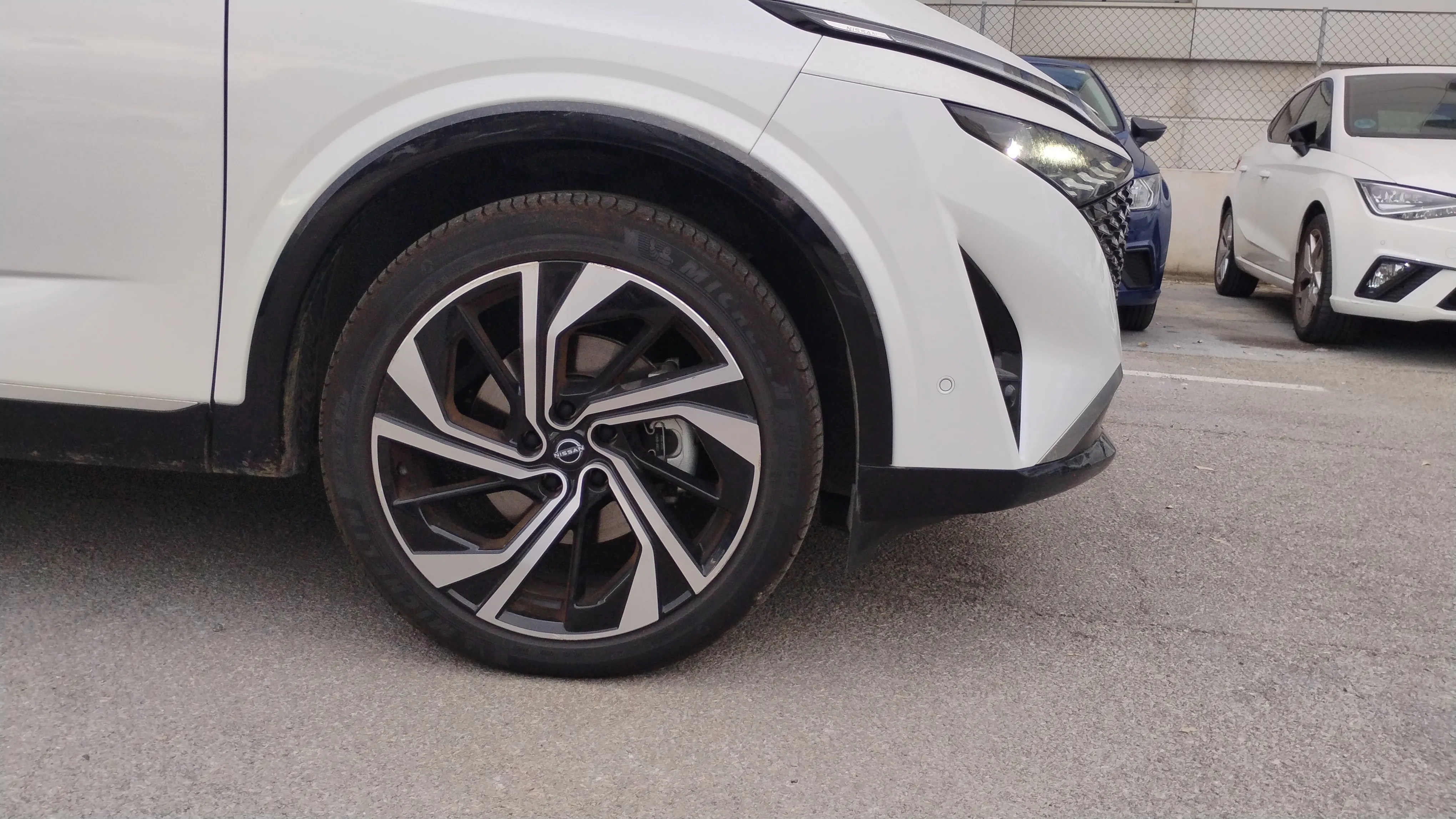 Nissan Qashqai DIG-T mHEV CVT Tekna Prem. - foto 23
