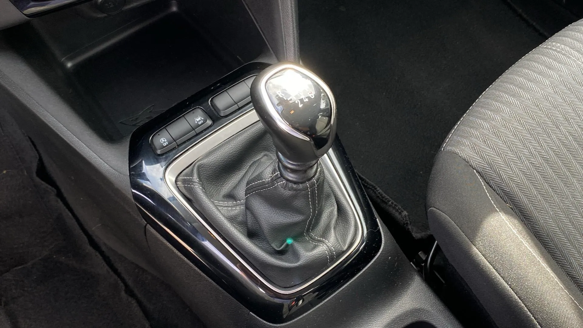 Opel Corsa 1.5D DT Edition - foto 19