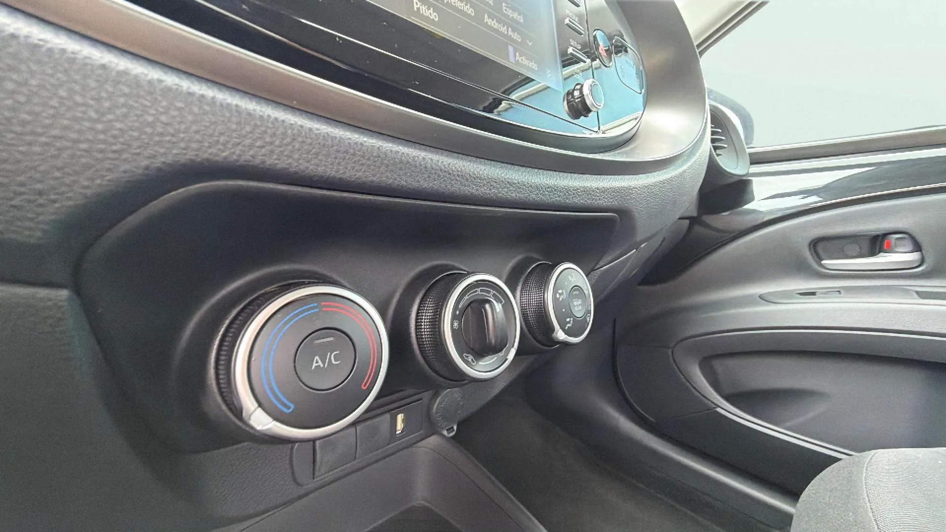 Toyota Aygo X 1.0 VVT-I Play - foto 25