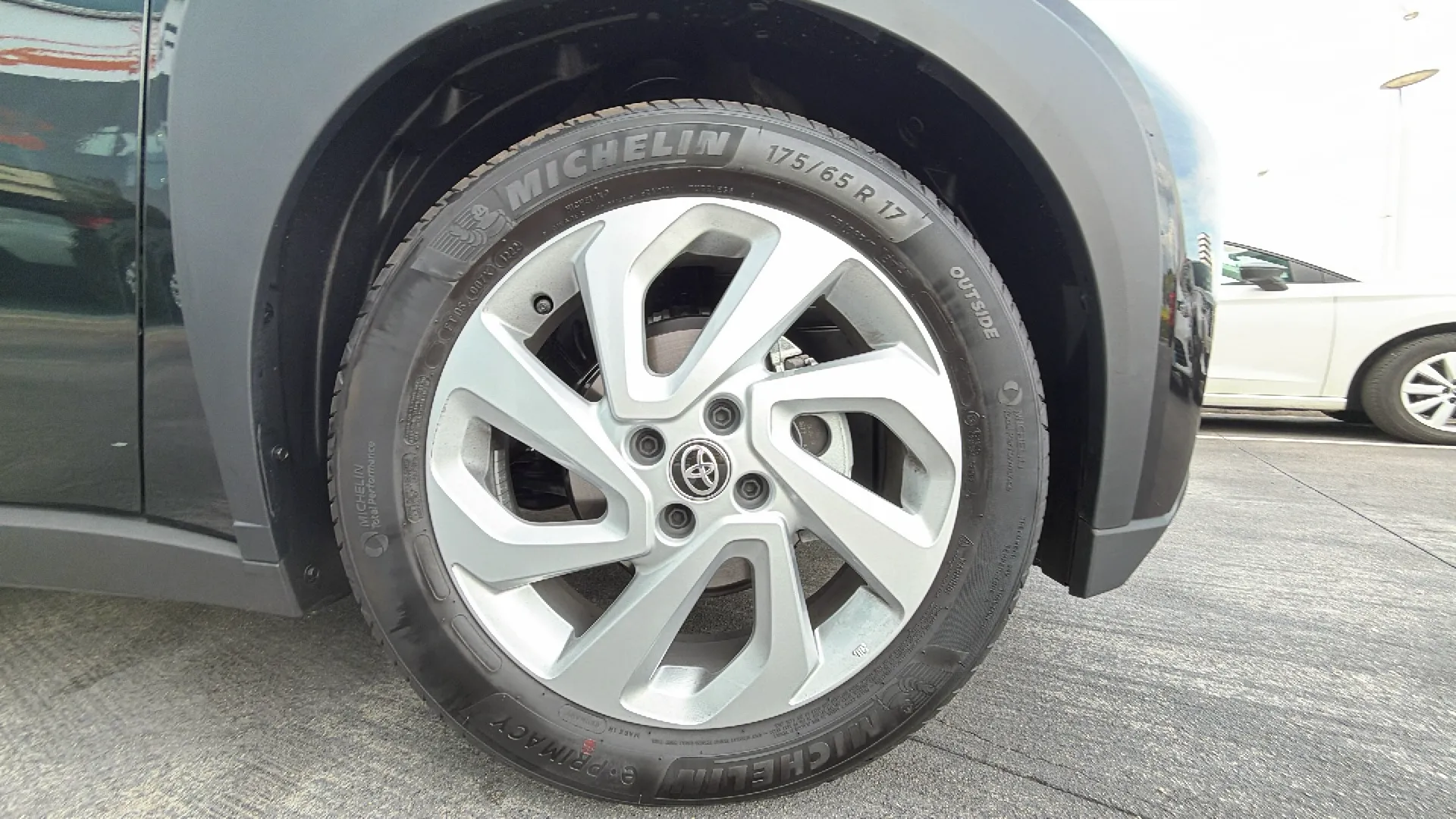 Toyota Aygo X 1.0 VVT-I Play - foto 37