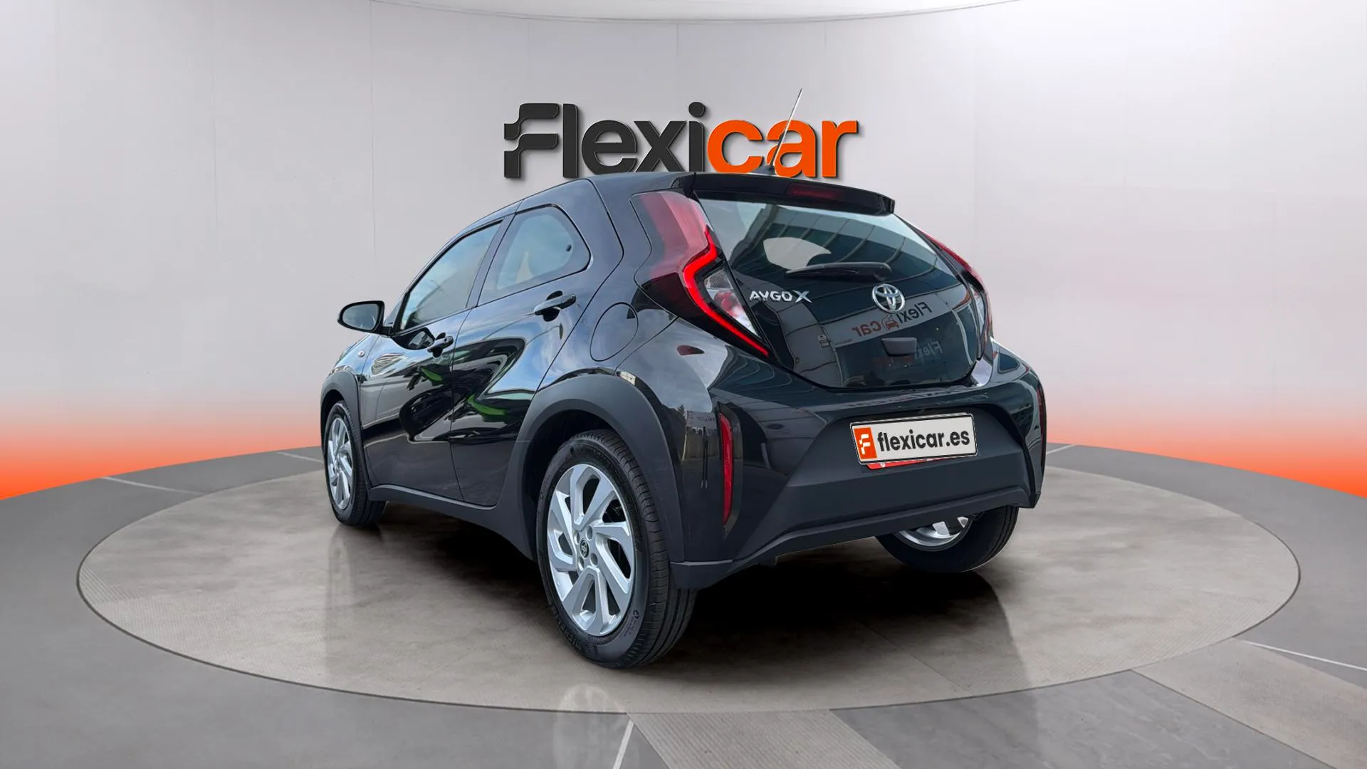 Toyota Aygo X 1.0 VVT-I Play - foto 5