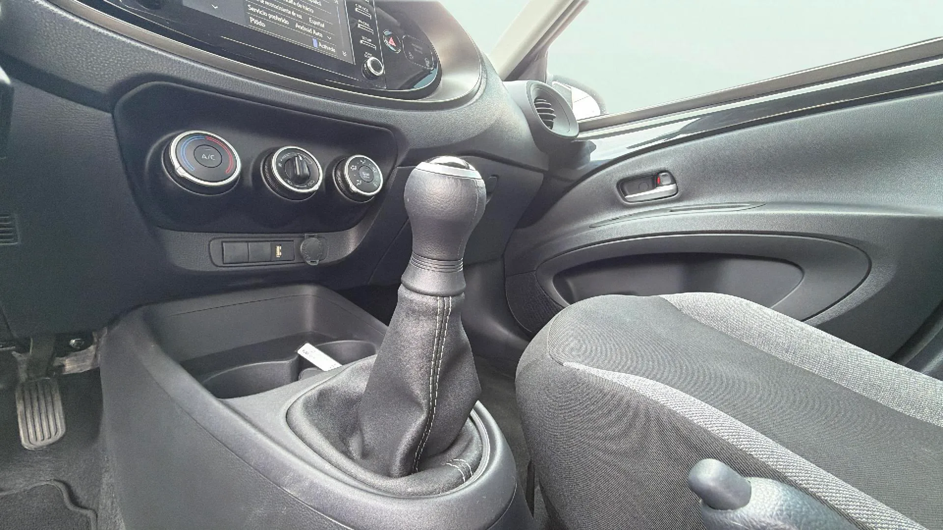 Toyota Aygo X 1.0 VVT-I Play - foto 13