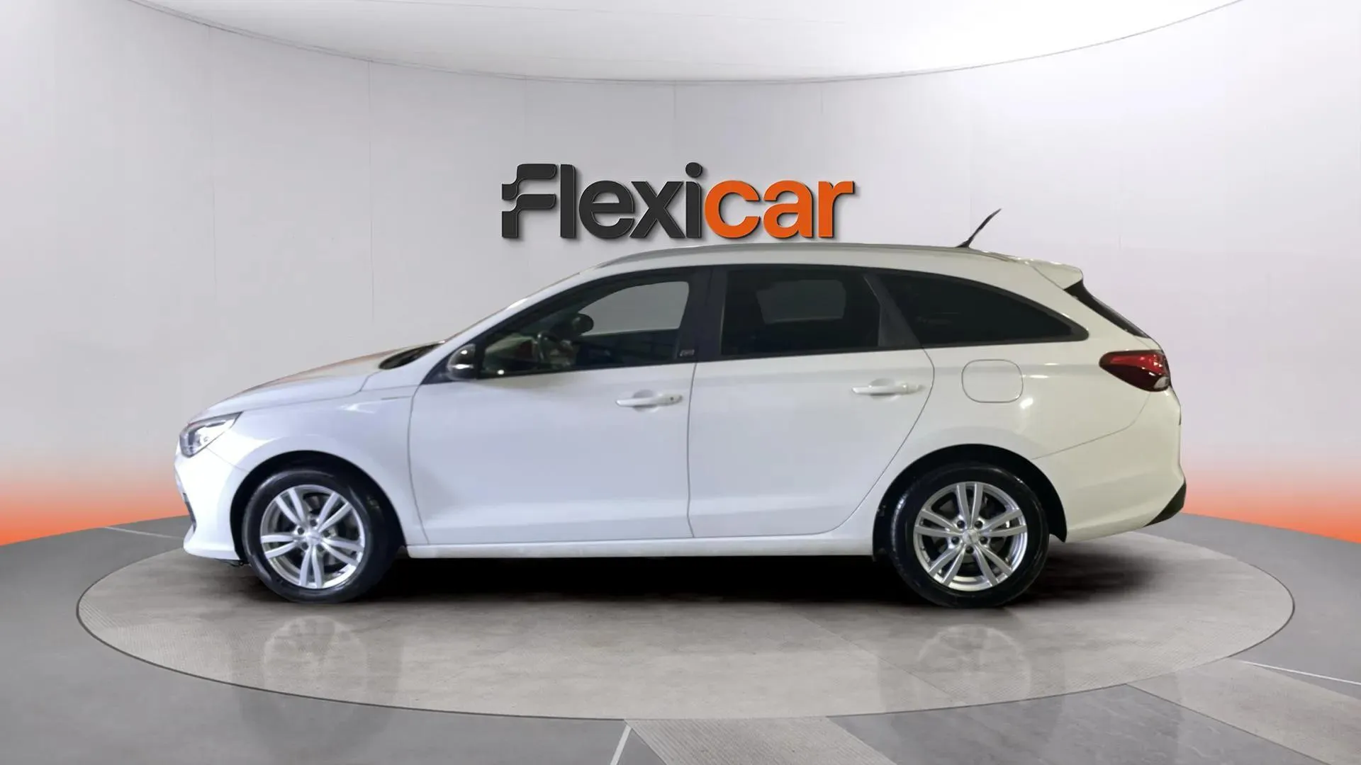 Hyundai i30 CW 1.0 T-GDi Go! - foto 3