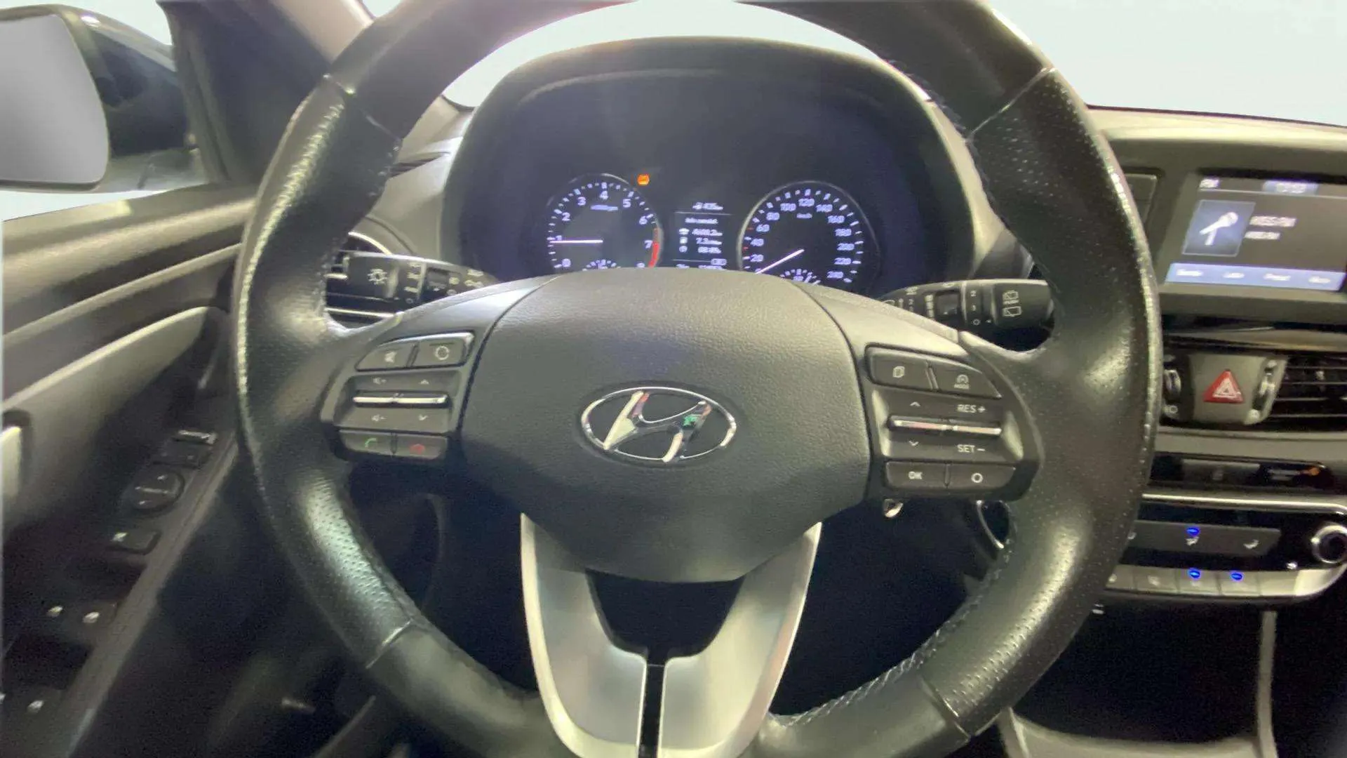 Hyundai i30 CW 1.0 T-GDi Go! - foto 8