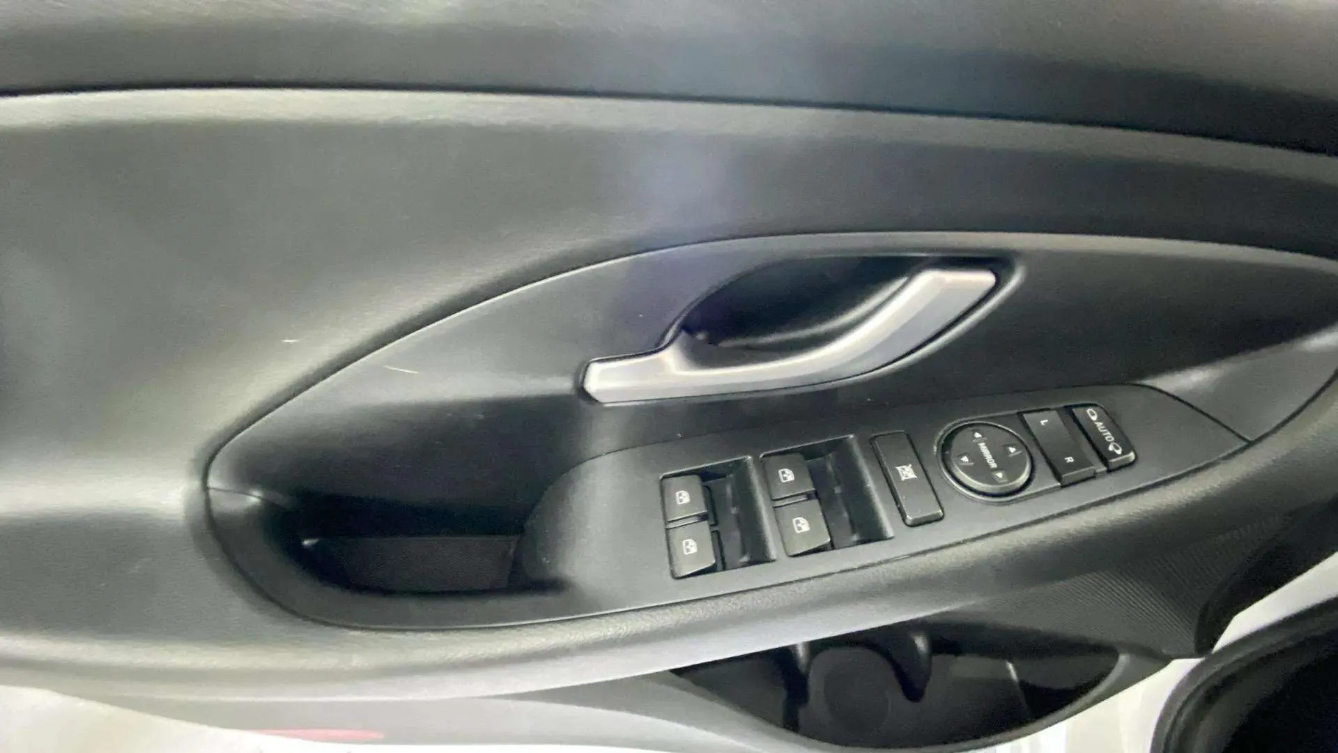 Hyundai i30 CW 1.0 T-GDi Go! - foto 15