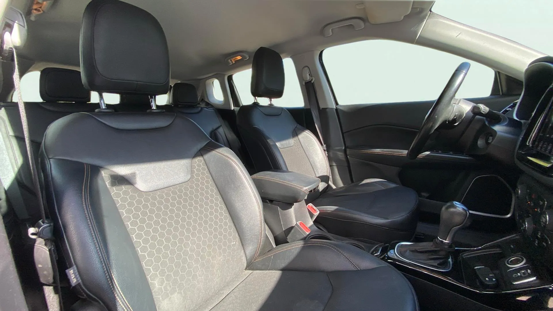 Jeep Compass 1.3 Gse Limited Ddct 4x2 - foto 16