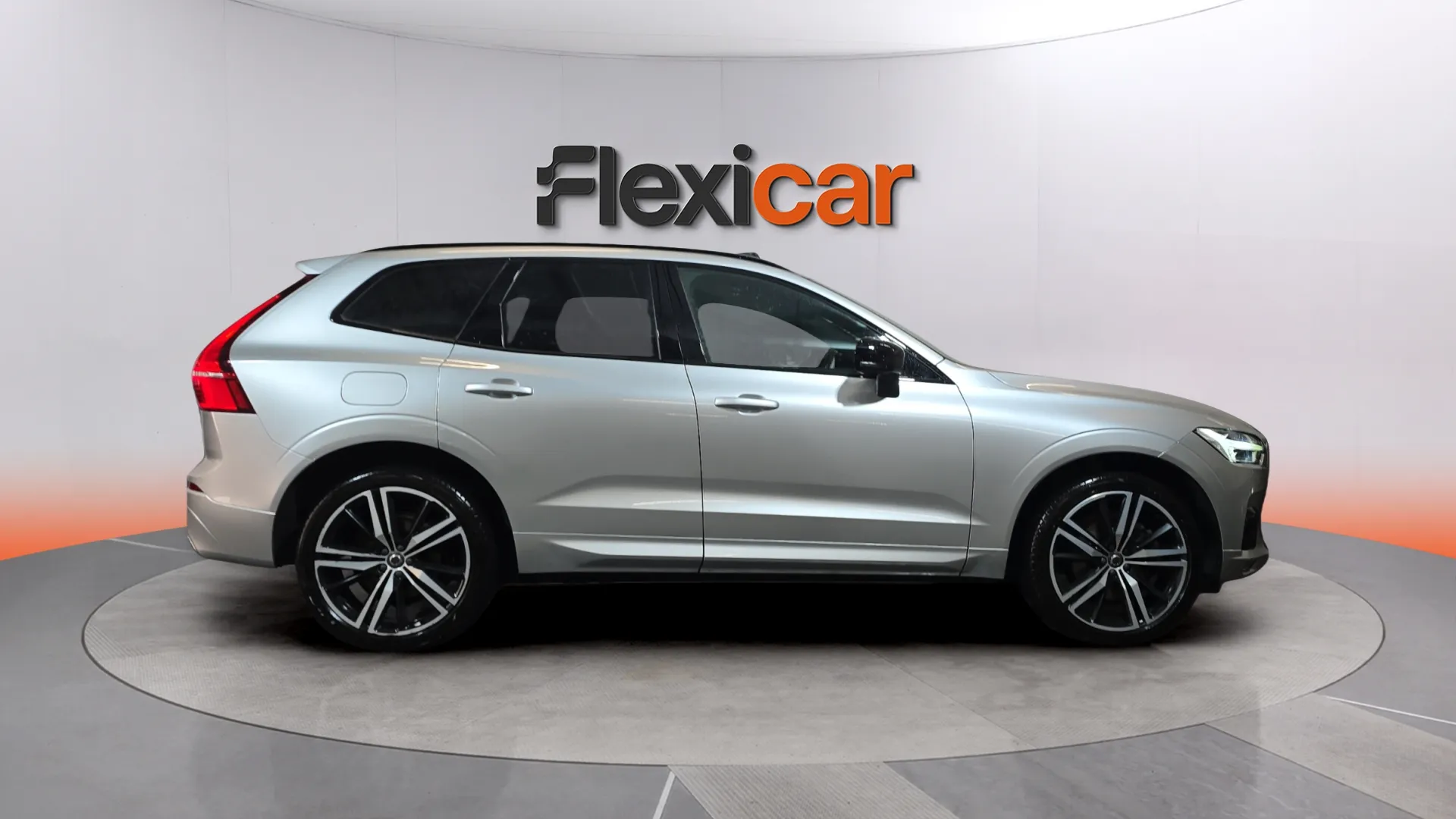 Volvo XC60 2.0 T5 AWD Momentum - foto 5