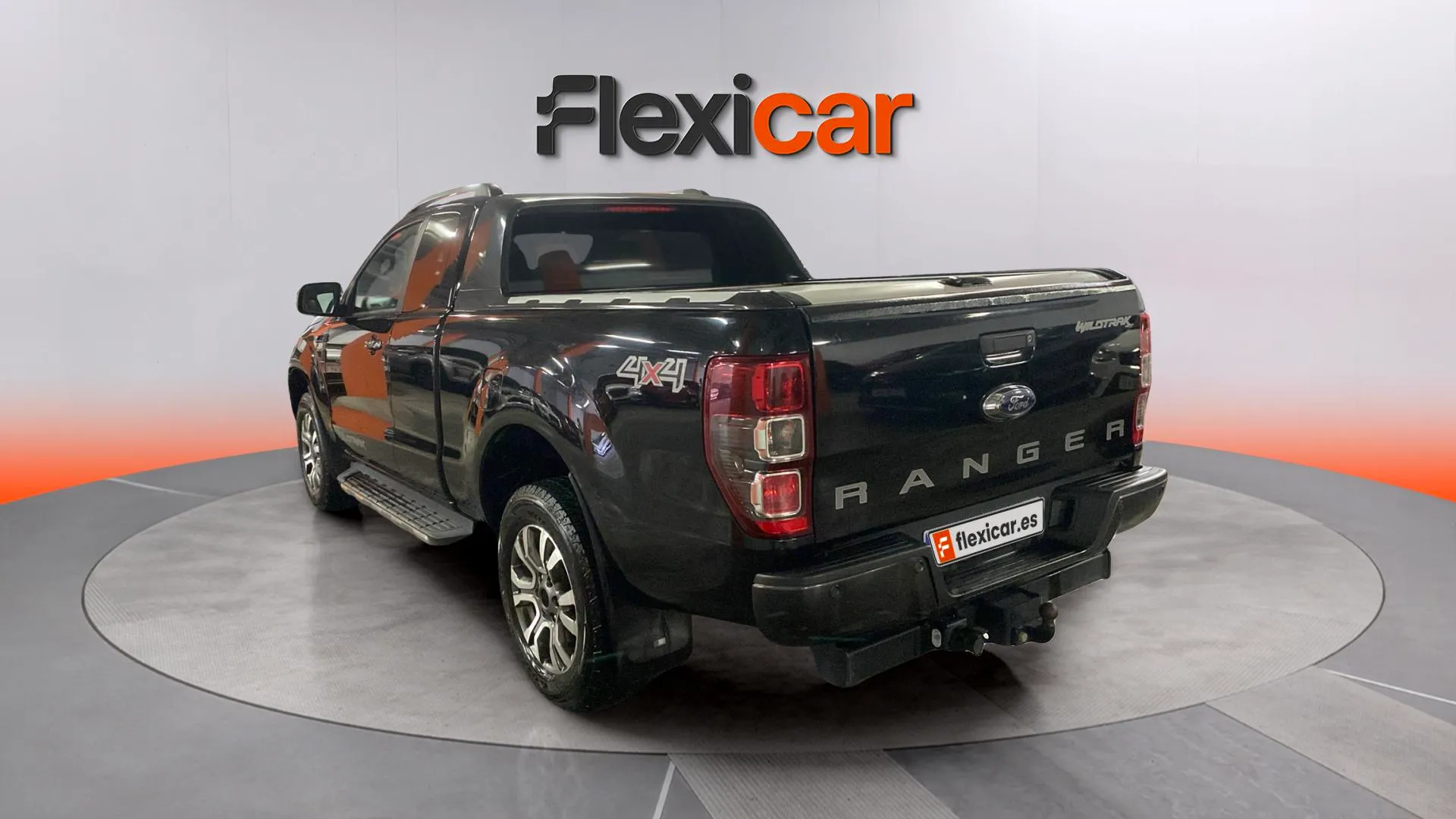 Ford Ranger 3.2 TDCi 4x4 Dob Cab Wildtrack - foto 5